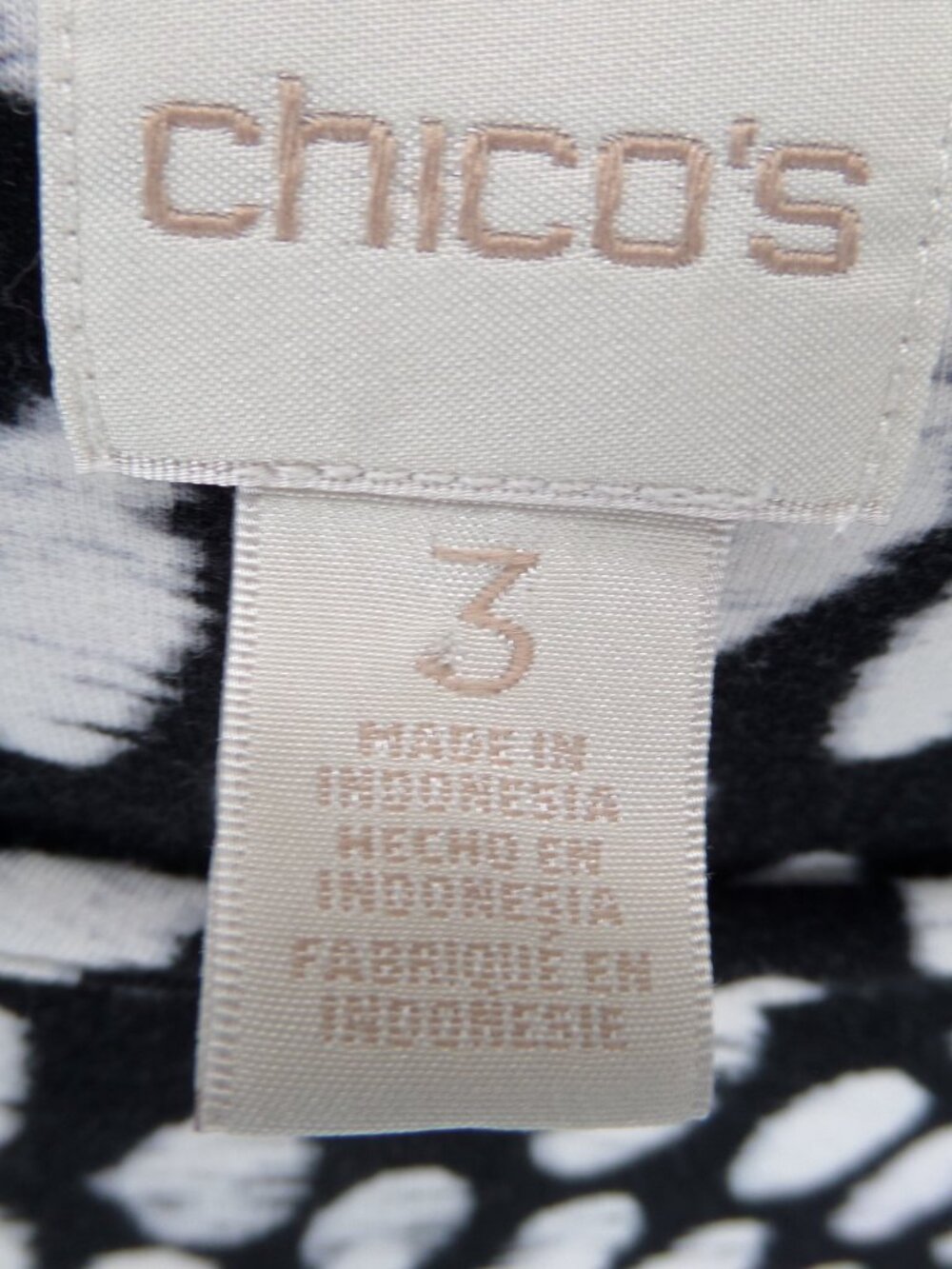 Chico's  Women's 3/4 Sleeve Black n White  Dots Print  Top  Size 3 US XL - Picture 4 of 7